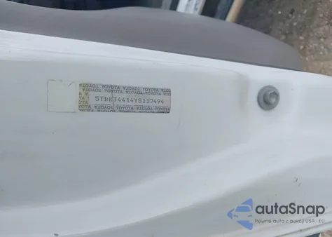 2000 Toyota Tundra Sr5 V8 from USA, damaged, VIN 5TBKT4414YS117494